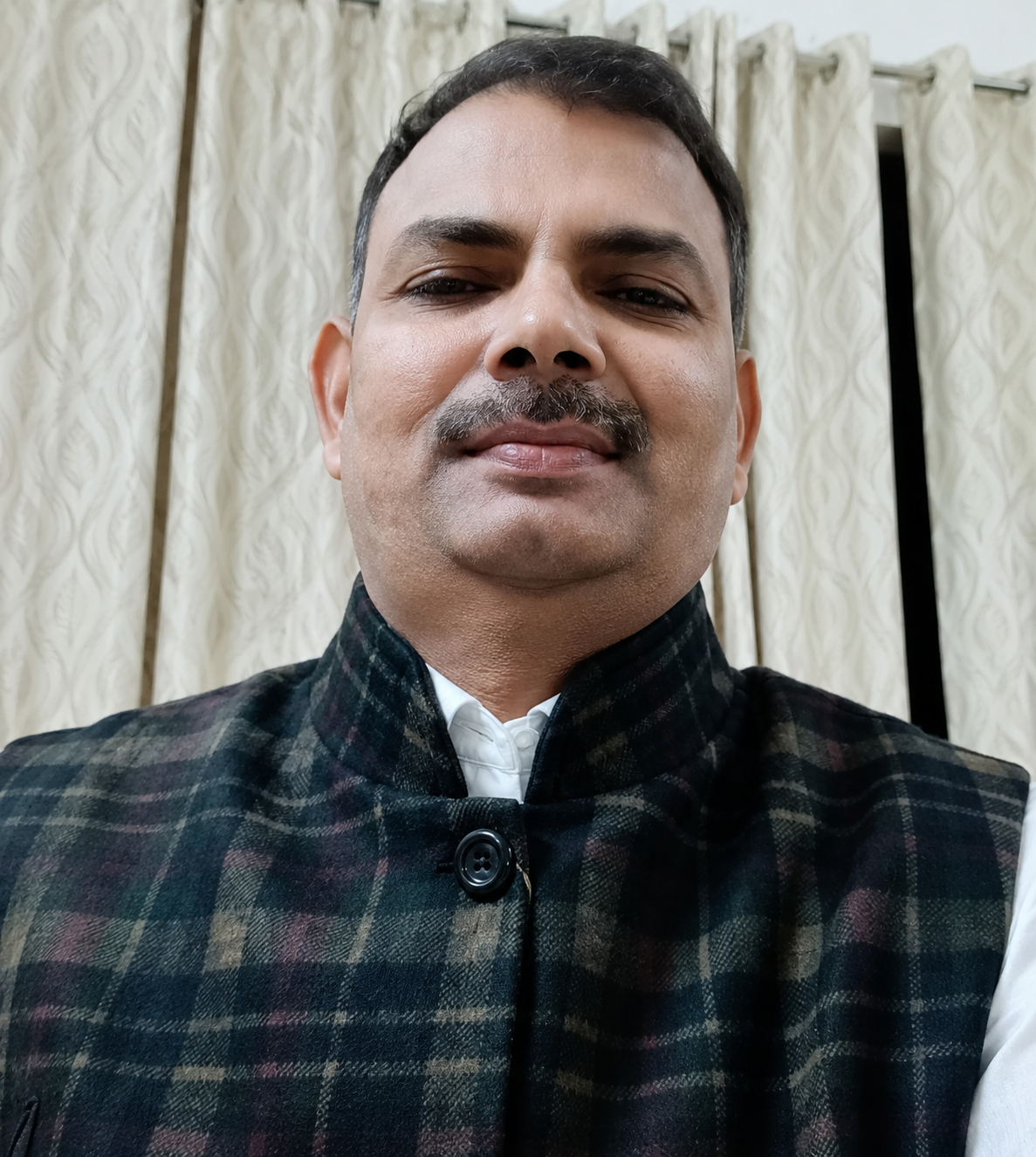 Dr. Surendra Kumar